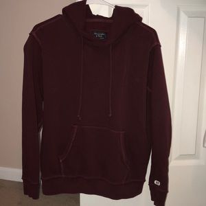 Burgundy Logo Abercrombie pullover hoodie
